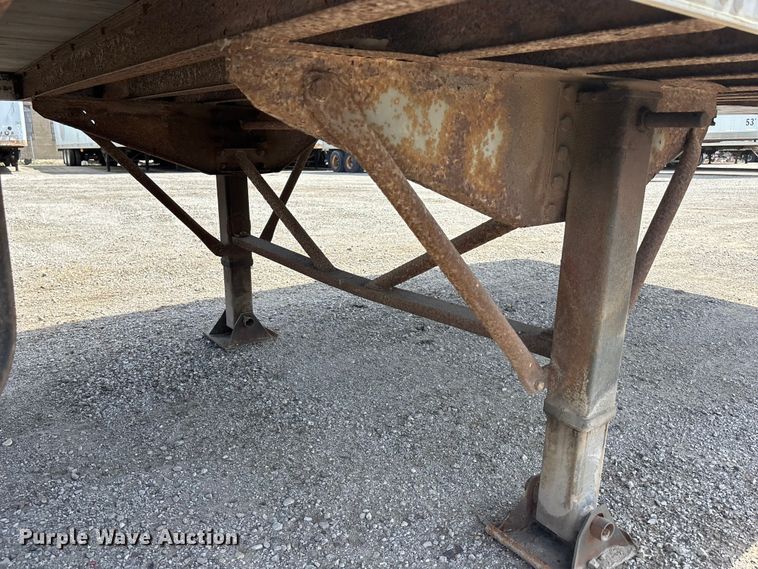 image for item EA4639 2001 Trailmobile dry van trailer