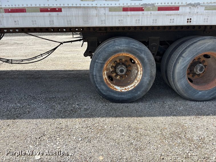 image for item EA4639 2001 Trailmobile dry van trailer