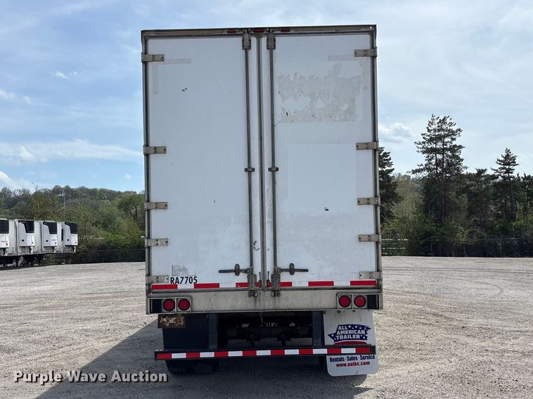 image for item EA4641 2007 Utility VS2DC dry van trailer