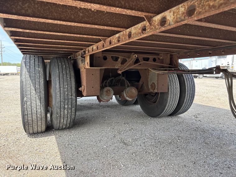 image for item EA4641 2007 Utility VS2DC dry van trailer