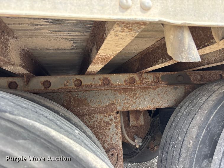 image for item EA4641 2007 Utility VS2DC dry van trailer