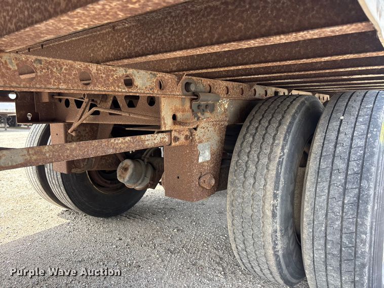 image for item EA4641 2007 Utility VS2DC dry van trailer