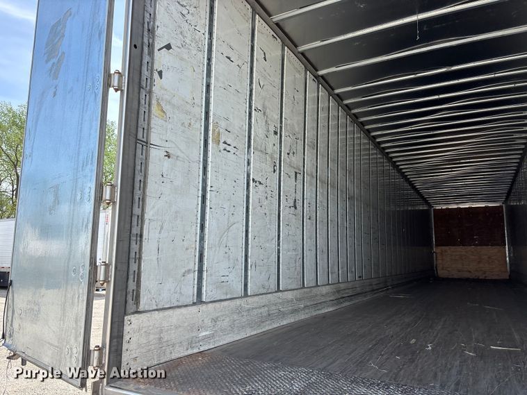image for item EA4641 2007 Utility VS2DC dry van trailer