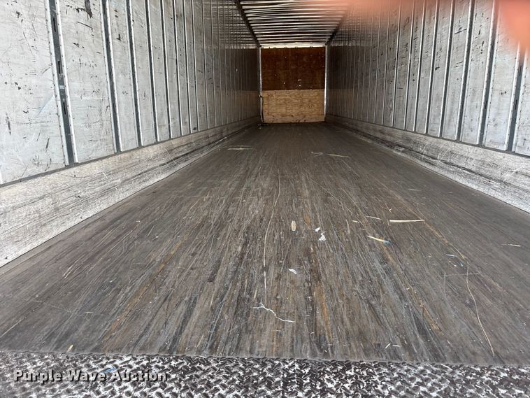 image for item EA4641 2007 Utility VS2DC dry van trailer