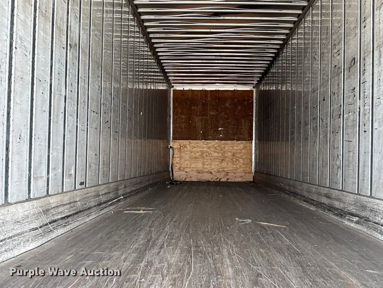image for item EA4641 2007 Utility VS2DC dry van trailer