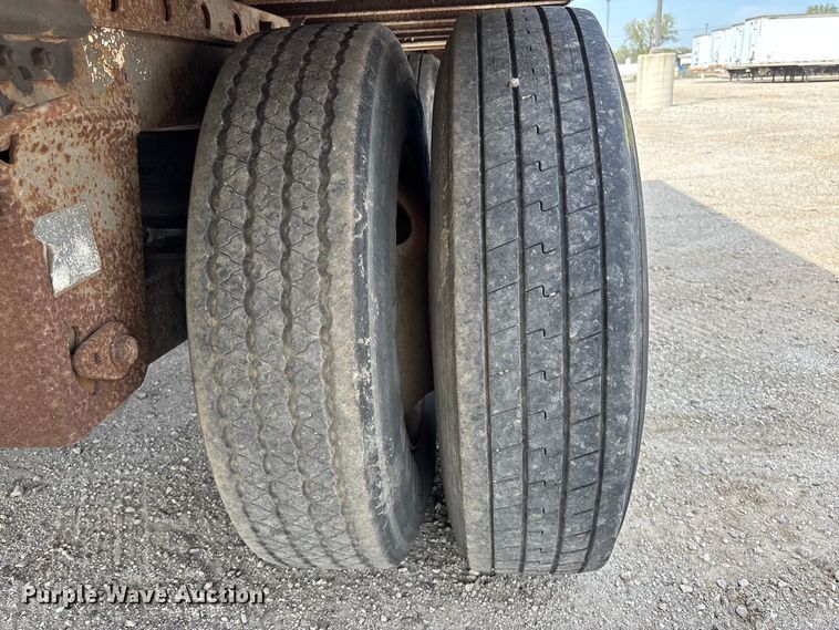 image for item EA4641 2007 Utility VS2DC dry van trailer