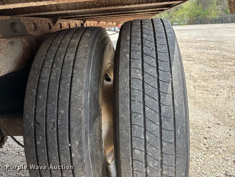 image for item EA4641 2007 Utility VS2DC dry van trailer