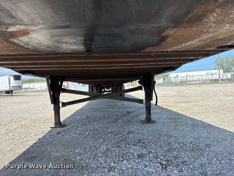 image for item EA4643 2006 Utility VS2DC dry van trailer