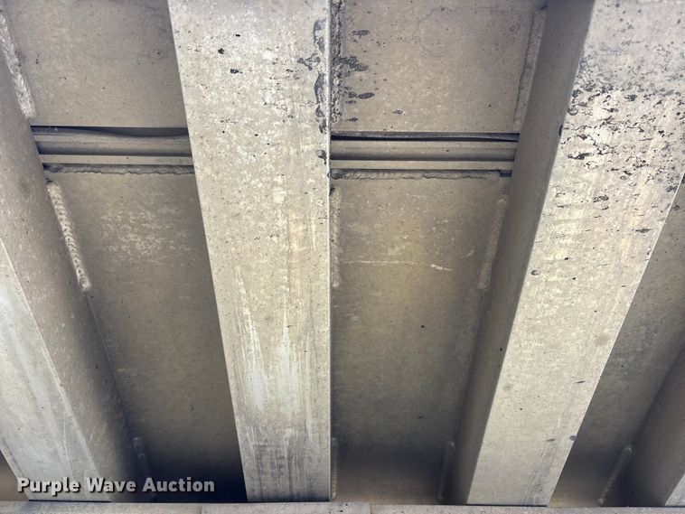 image for item EA4729 2018 Kruz RFA2A-DW-AF end dump trailer