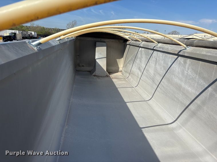 image for item EA4729 2018 Kruz RFA2A-DW-AF end dump trailer