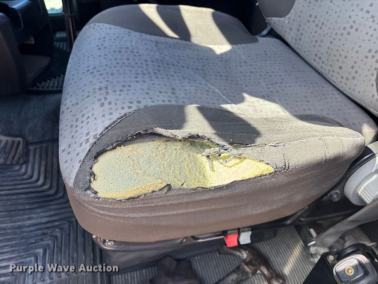 image for item EA4730 2015 Kenworth T8 Series semi truck