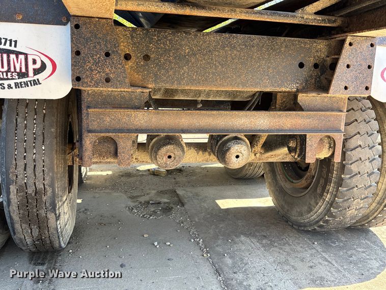 image for item EA4731 2009 Side Dump Industries side dump trailer