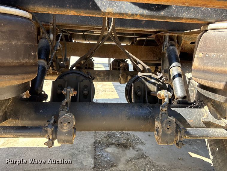 image for item EA4731 2009 Side Dump Industries side dump trailer