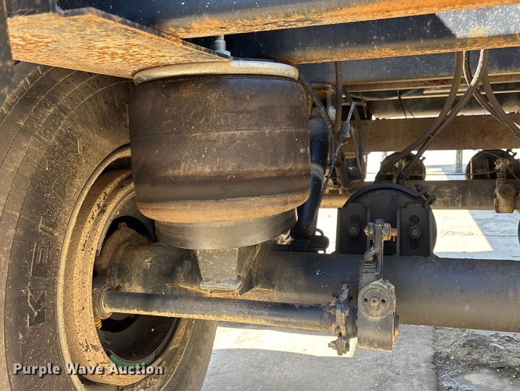 image for item EA4731 2009 Side Dump Industries side dump trailer