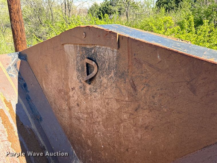 image for item EA4731 2009 Side Dump Industries side dump trailer