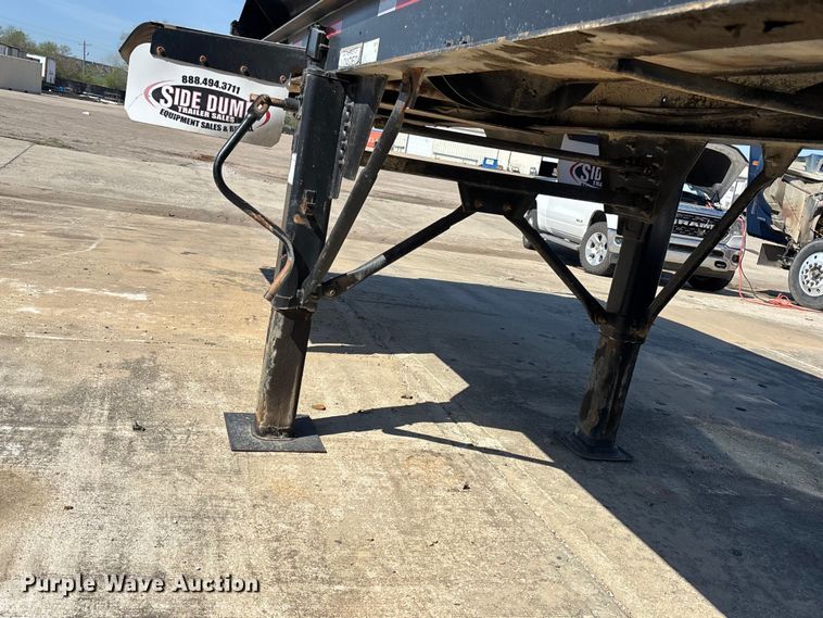 image for item EA4731 2009 Side Dump Industries side dump trailer