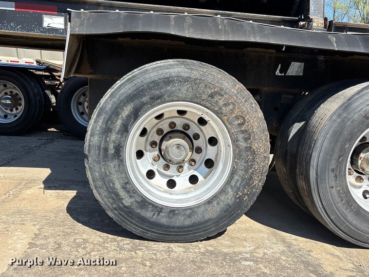 image for item EA4731 2009 Side Dump Industries side dump trailer