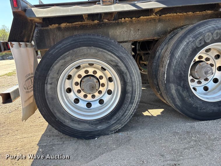 image for item EA4731 2009 Side Dump Industries side dump trailer