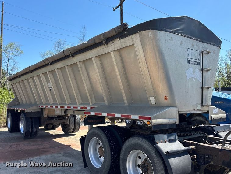 image for item EA4735 1995 Vantage SV-100 end dump trailer