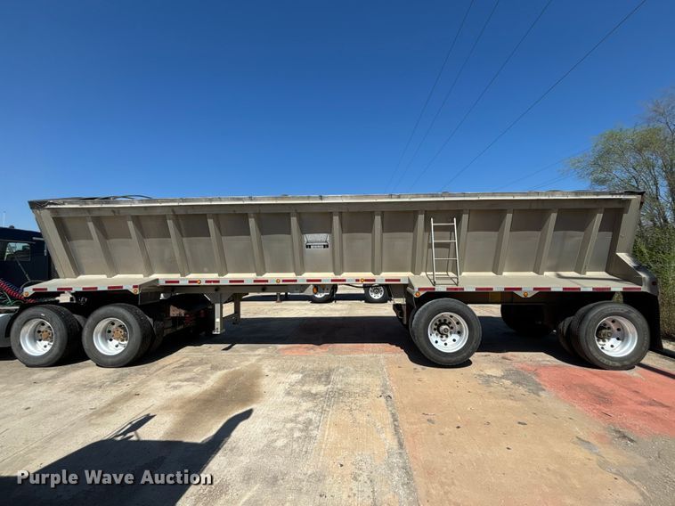 image for item EA4735 1995 Vantage SV-100 end dump trailer