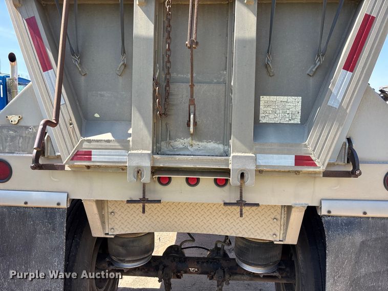image for item EA4735 1995 Vantage SV-100 end dump trailer