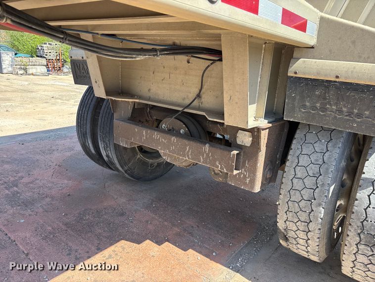 image for item EA4735 1995 Vantage SV-100 end dump trailer