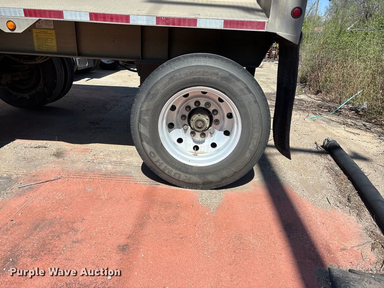 image for item EA4735 1995 Vantage SV-100 end dump trailer