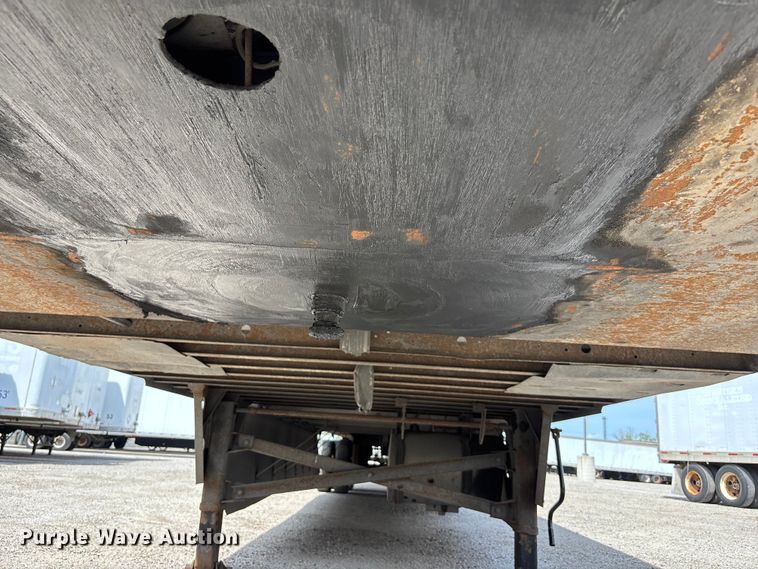 image for item EA4801 2012 Utility refrigerated van trailer