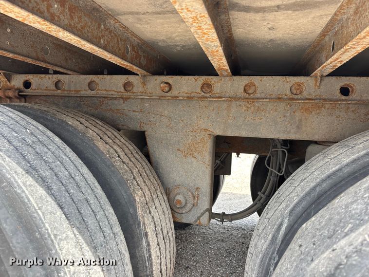 image for item EA4801 2012 Utility refrigerated van trailer