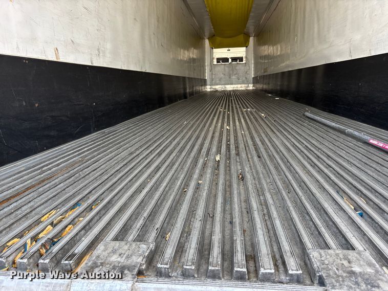 image for item EA4801 2012 Utility refrigerated van trailer
