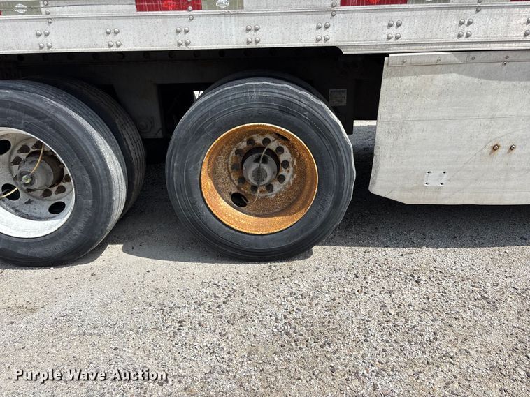 image for item EA4801 2012 Utility refrigerated van trailer
