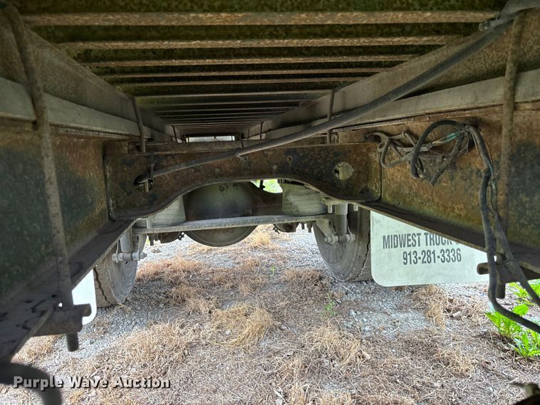 image for item EA4805 2006 Hino 268 box truck