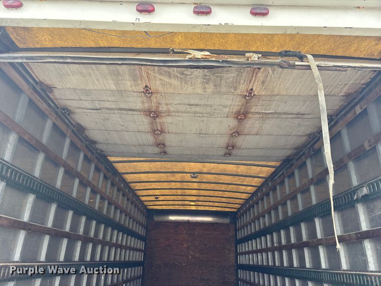 image for item EA4806 2006 Hino 268 box truck