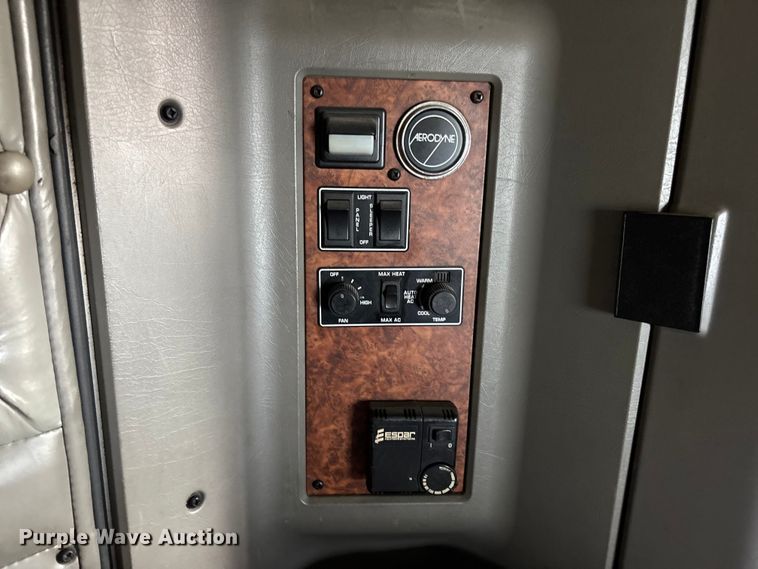 image for item EA4807 2005 Kenworth T600 semi truck