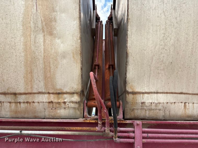 image for item EA7255 1974 Killebrew fertilizer delivery trailer