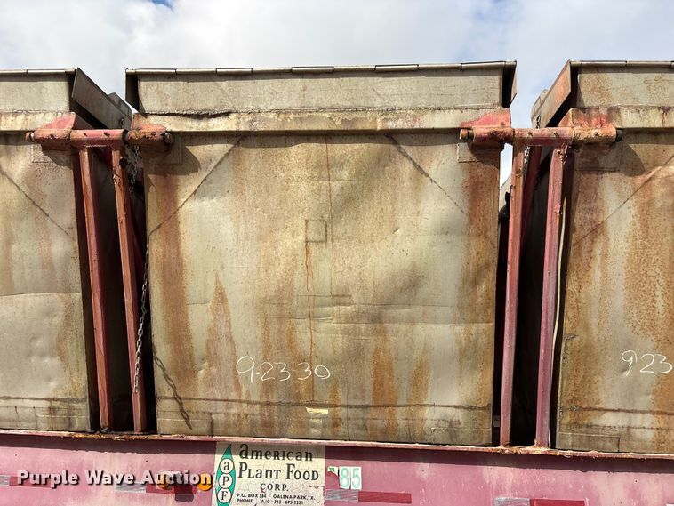 image for item EA7255 1974 Killebrew fertilizer delivery trailer