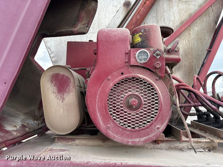 image for item EA7255 1974 Killebrew fertilizer delivery trailer