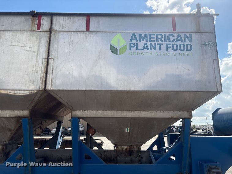 image for item EA7259 2010 Behnke Enterprises fertilizer delivery trailer
