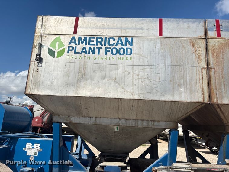 image for item EA7259 2010 Behnke Enterprises fertilizer delivery trailer