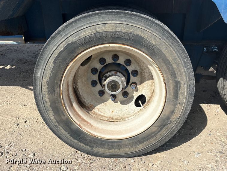 image for item EA7259 2010 Behnke Enterprises fertilizer delivery trailer