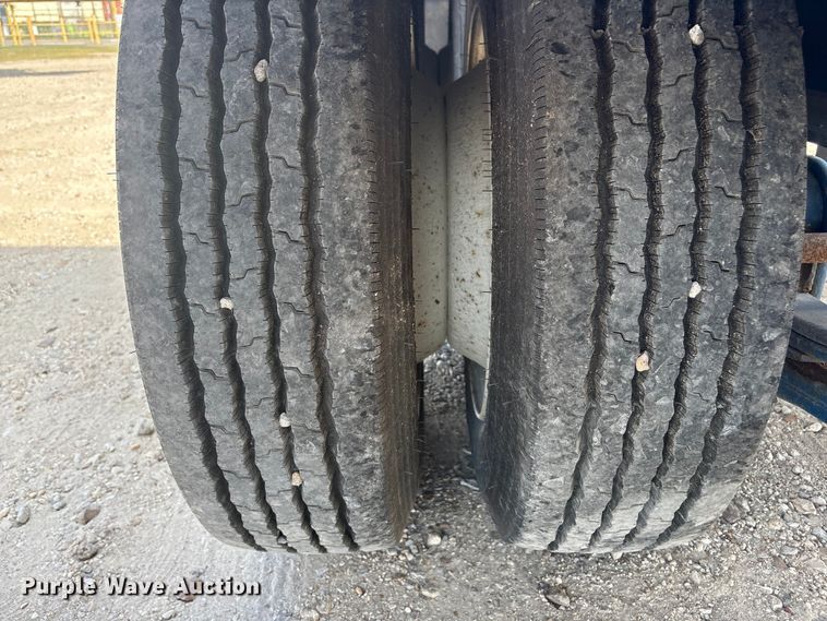 image for item EA7259 2010 Behnke Enterprises fertilizer delivery trailer