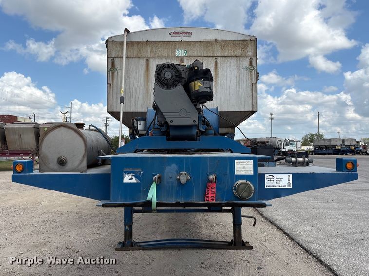 image for item EA7260 2012 Behnke Enterprises fertilizer delivery trailer