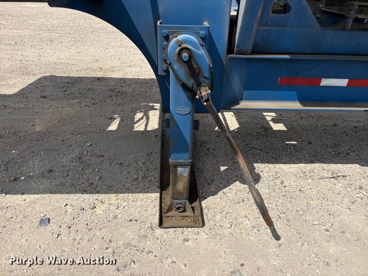 image for item EA7260 2012 Behnke Enterprises fertilizer delivery trailer