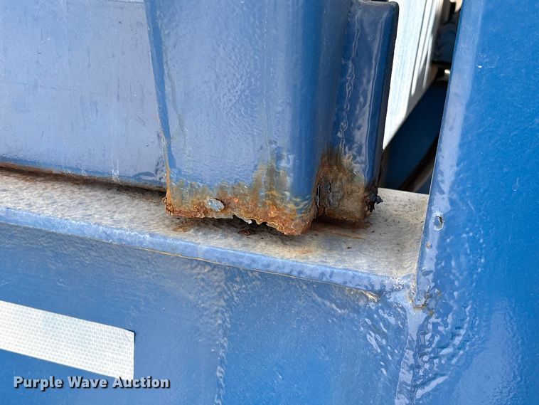 image for item EA7260 2012 Behnke Enterprises fertilizer delivery trailer