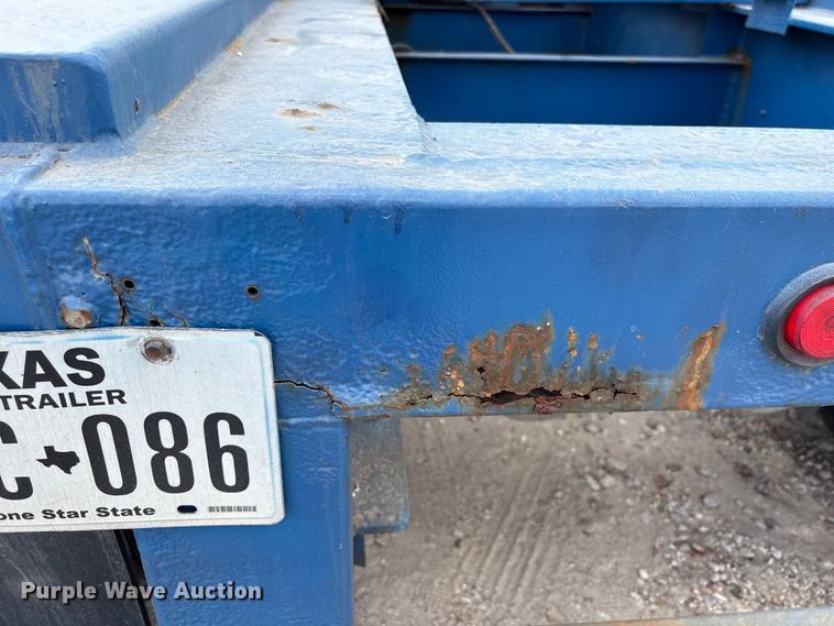 image for item EA7260 2012 Behnke Enterprises fertilizer delivery trailer