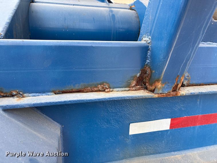 image for item EA7260 2012 Behnke Enterprises fertilizer delivery trailer