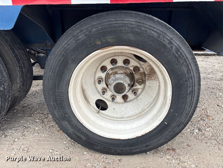 image for item EA7260 2012 Behnke Enterprises fertilizer delivery trailer