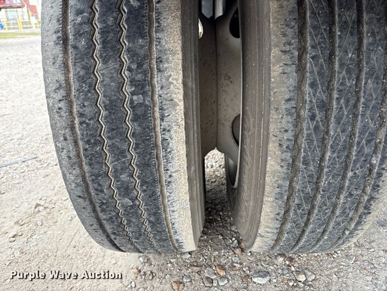 image for item EA7260 2012 Behnke Enterprises fertilizer delivery trailer