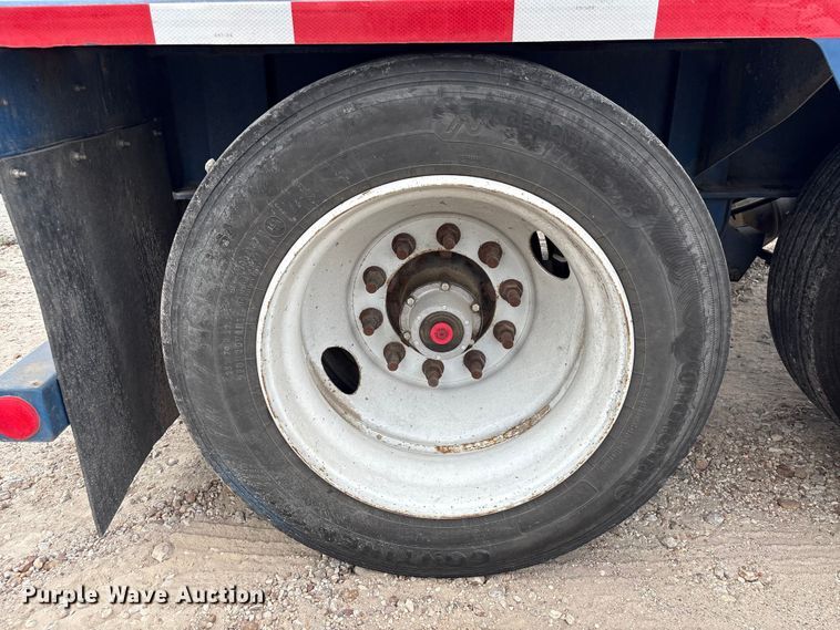 image for item EA7260 2012 Behnke Enterprises fertilizer delivery trailer