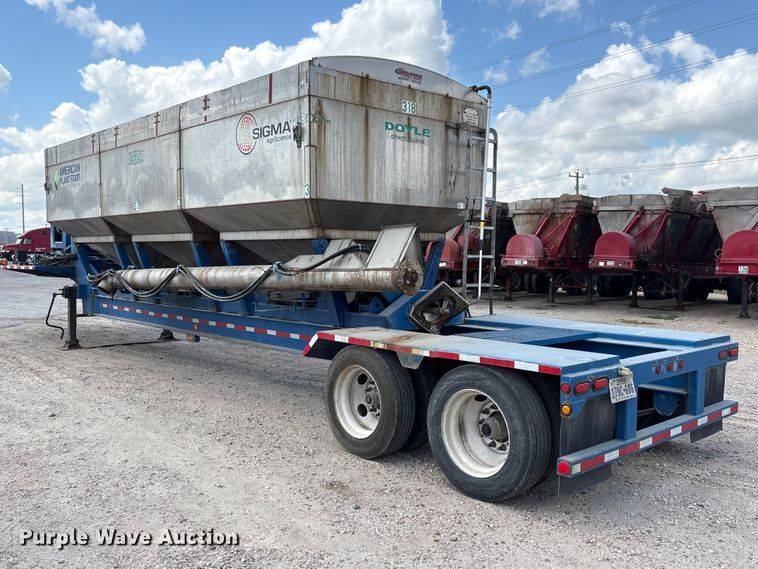 image for item EA7261 2012 Behnke Enterprises fertilizer delivery trailer